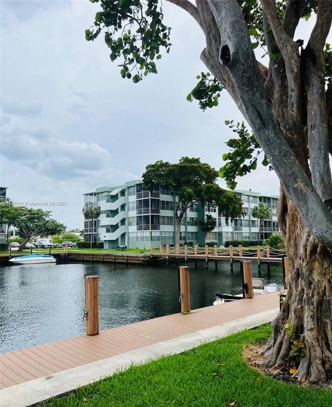 2771 Taft St #108, Hollywood, FL 33020
