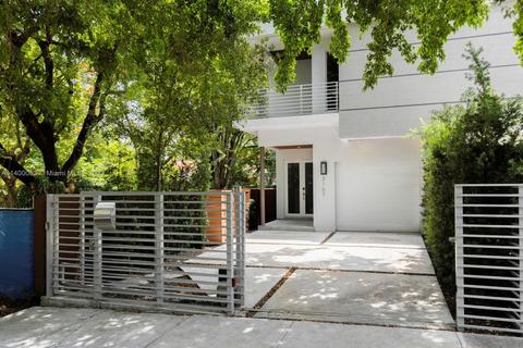 3167 Gifford Ln #3167, Miami, FL 33133