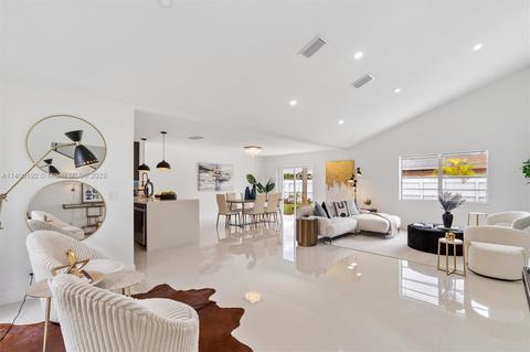 346 NW 41st Way, Deerfield Beach, FL 33442