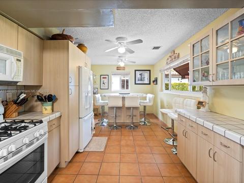 620 Plover Ave, Miami Springs, FL 33166 photo 25