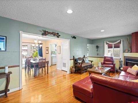 620 Plover Ave, Miami Springs, FL 33166 photo 17