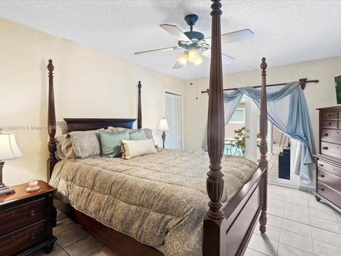 620 Plover Ave, Miami Springs, FL 33166 photo 29