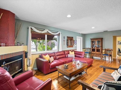 620 Plover Ave, Miami Springs, FL 33166 photo 21
