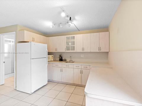 620 Plover Ave, Miami Springs, FL 33166 photo 42