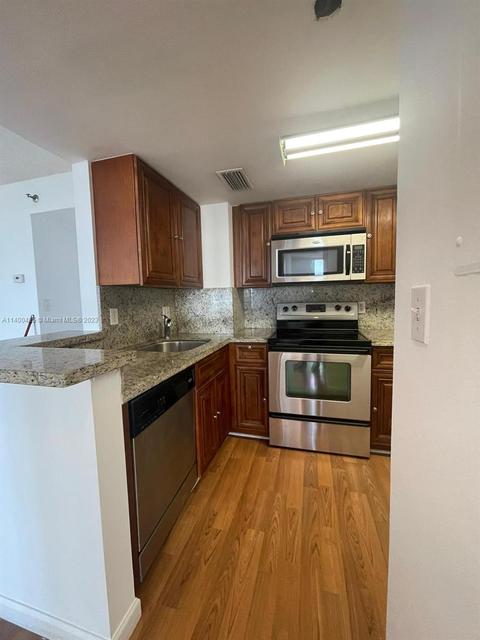 770 Claughton Island Dr #1110, Miami, FL 33131