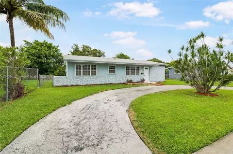 10101 Fairway Heights Blvd, Miami, FL 33157