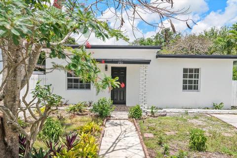 1761 NW 84th St, Miami, FL 33147
