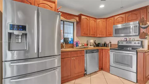 920 NW 48th Ave, Coconut Creek, FL 33063