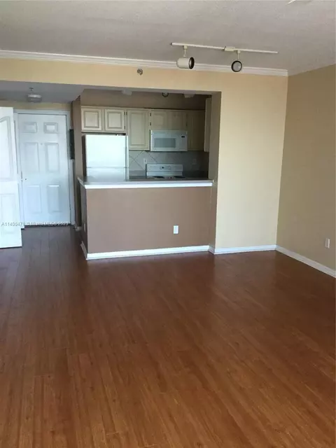 2665 SW 37th Ave #403, Miami, FL 33133