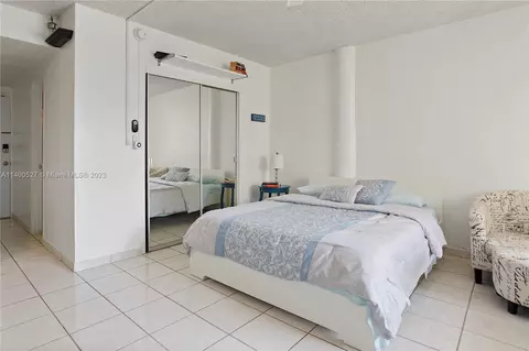 6484 Indian Creek Dr #217, Miami Beach, FL 33141