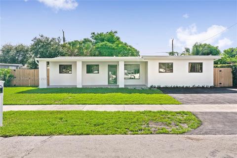 17350 NW 52nd Pl, Miami Gardens, FL 33055