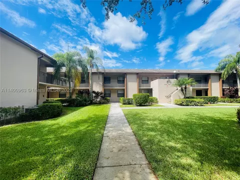 9700 W Mcnab Rd #101, Tamarac, FL 33321