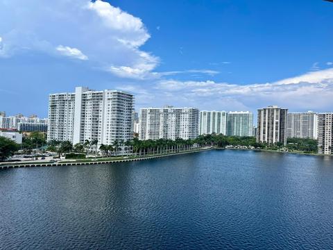 18081 Biscayne Blvd #902-4, Aventura, FL 33160