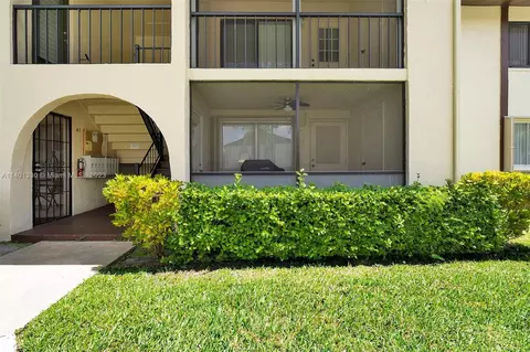 5861 La Paseos Dr #D-1, Greenacres, FL 33463
