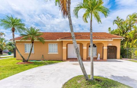 15262 SW 177th Ter, Miami, FL 33187