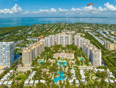 799 Crandon Blvd #1004, Key Biscayne, FL 33149