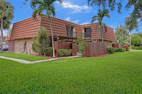 1154 SW 118th Ter #1154, Davie, FL 33325