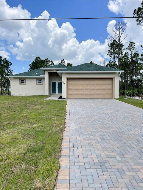 746 Jaguar Blvd, Lehigh Acres, FL 33974