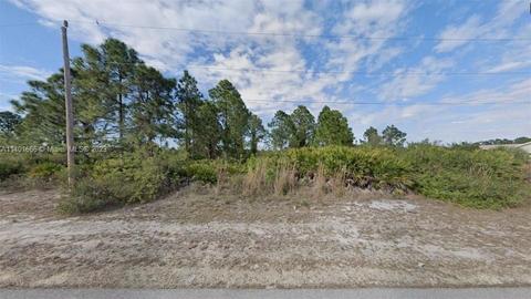 219221 Paddock St, Lehigh Acres, FL 33974