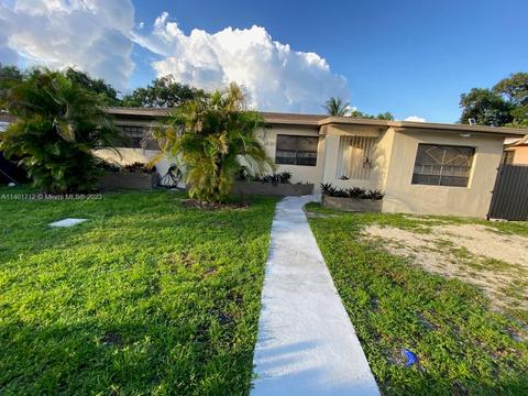 1630 NE 150th St, Miami, FL 33181