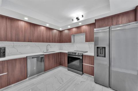 301 174th St #709, Sunny Isles Beach, FL 33160