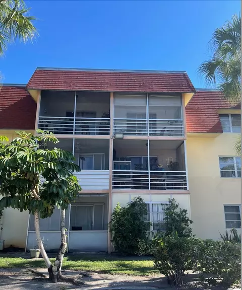3081 NW 47th Ter #314, Lauderdale Lakes, FL 33313