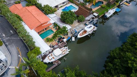 1830 NE 124th St, North Miami, FL 33181
