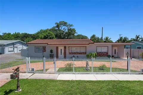 2760 NW 171st Ter, Miami Gardens, FL 33056