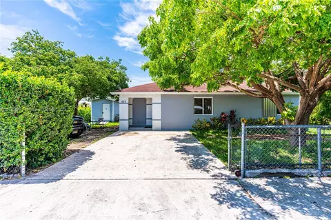 629 SW 7th St, Homestead, FL 33030