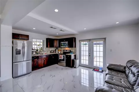 4260 SW 99th Ave, Miami, FL 33165