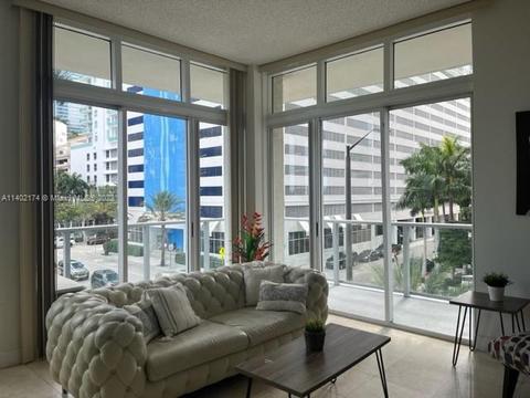 1155 Brickell Bay Dr #201, Miami, FL 33131