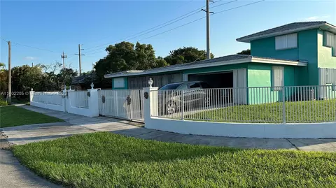 Undisclosed, Miami, FL 33176