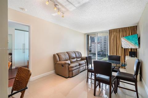 850 N Miami Ave #W-802, Miami, FL 33136