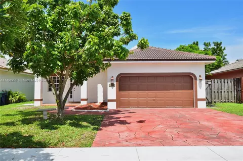 18255 SW 145th Ave, Miami, FL 33177