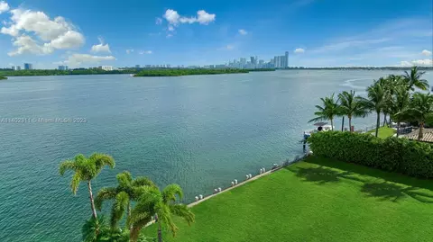 10312 W Broadview Dr, Bay Harbor Islands, FL 33154