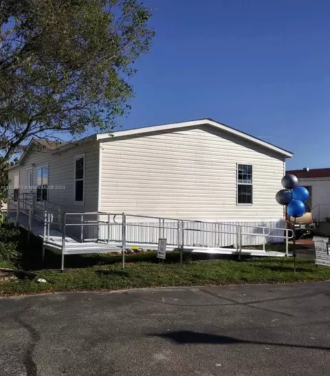 3286 SW 50th, Davie, FL 33314