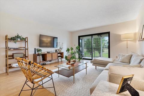 16141 Blatt Blvd #205, Weston, FL 33326