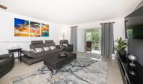 1425 Atlantic Shores Blvd #406, Hallandale Beach, FL 33009