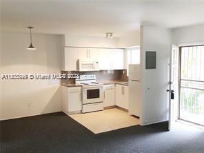 1725 NE 116th Rd #21, North Miami, FL 33181