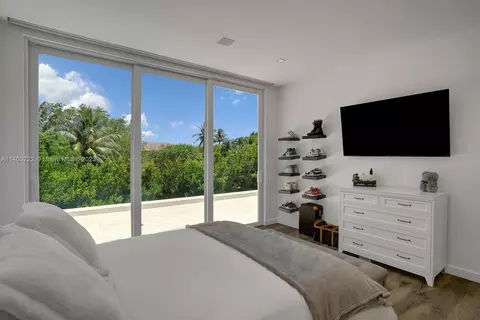 141 Harbor Dr, Key Biscayne, FL 33149 photo 35