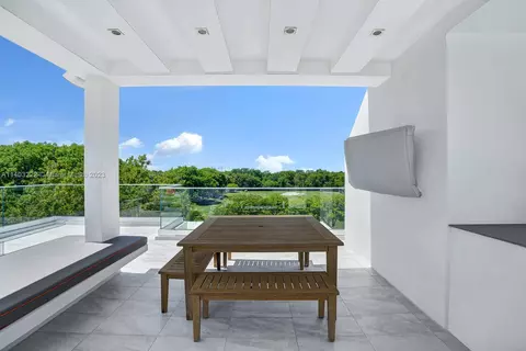 141 Harbor Dr, Key Biscayne, FL 33149 photo 42