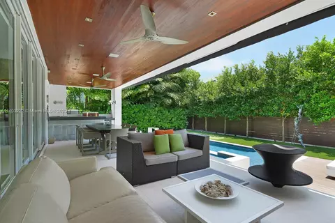 141 Harbor Dr, Key Biscayne, FL 33149 photo 51
