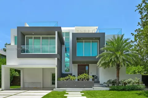 141 Harbor Dr, Key Biscayne, FL 33149 photo 1