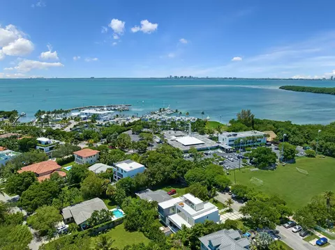 141 Harbor Dr, Key Biscayne, FL 33149 photo 7