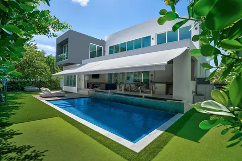 141 Harbor Dr, Key Biscayne, FL 33149 photo 56