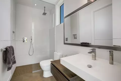 141 Harbor Dr, Key Biscayne, FL 33149 photo 36
