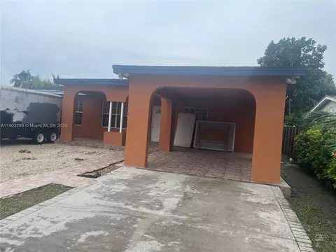 710 W 39th Pl, Hialeah, FL 33012