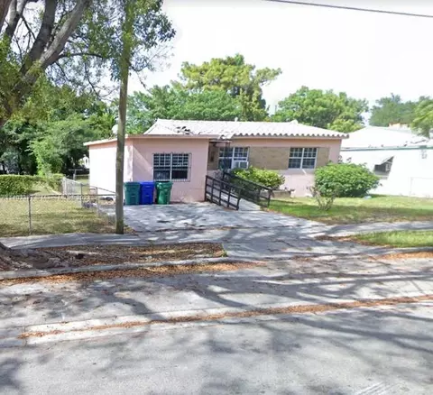 1035 NW 50th St, Miami, FL 33127