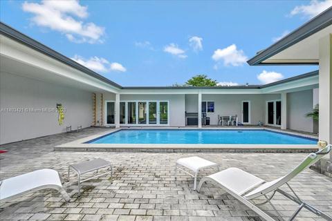12825 SW 62nd Ave, Pinecrest, FL 33156 photo 41