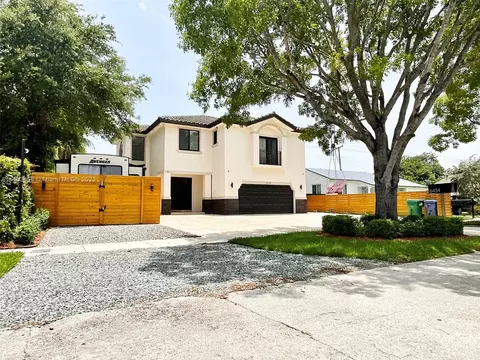 6434 SW 38th St, Miami, FL 33155